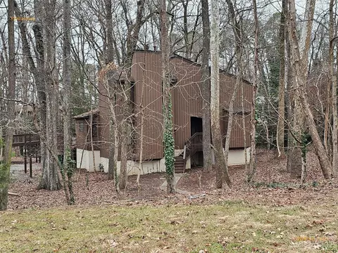 3300 Elstree Dr, Charlotte, NC 28226