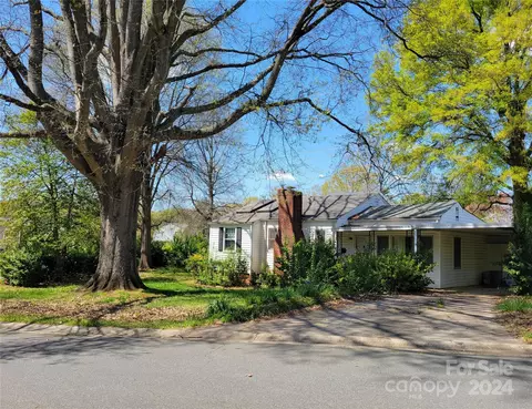 614 Belton St, Charlotte, NC 28209