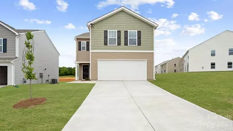 507 Jaca Ln, Arden, NC 28704