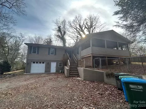 78 Eastview Cir, Asheville, NC 28806