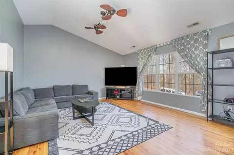 3017 Kay St, Conover, NC 28613 photo 8