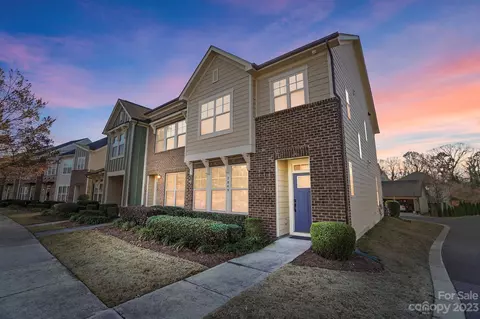 3849 Willow Green Pl, Charlotte, NC 28206