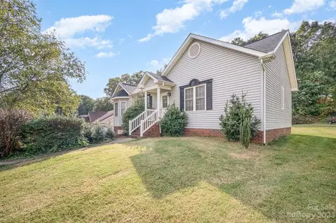 1834 Pipers Ridge Nw Cir NW, Conover, NC 28613