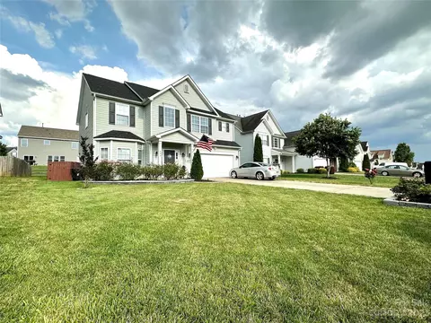 485 Clearwater Dr, Concord, NC 28027