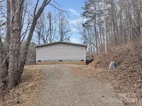 104 Walnut Dr, Leicester, NC 28748 photo 12
