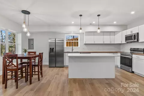 Kitchen - 32 Access Rd, Black Mountain, NC 28711 photo 1 of 5
