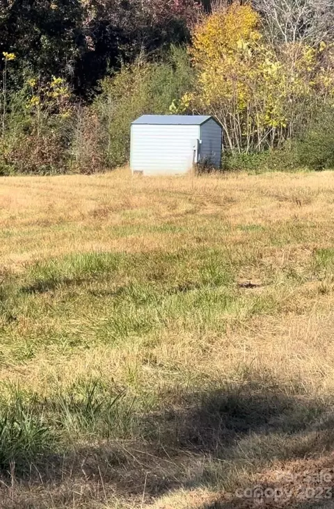 372 Hambright Rd, Clover, SC 29710 photo 8