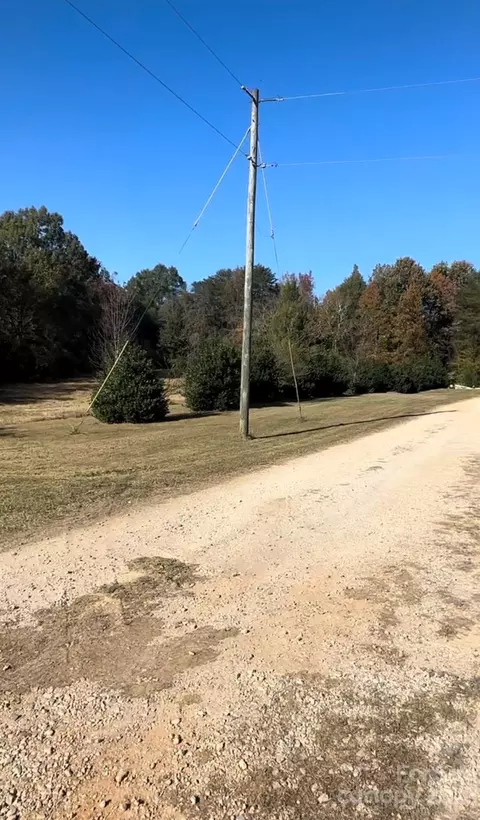 372 Hambright Rd, Clover, SC 29710 photo 3