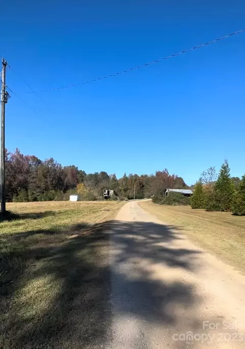 372 Hambright Rd, Clover, SC 29710 photo 10