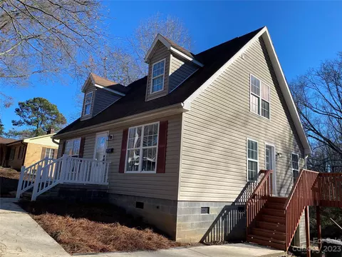 414 S Water S St S, Mooresville, NC 28115