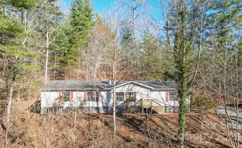 105 Kayce Ln, Candler, NC 28715