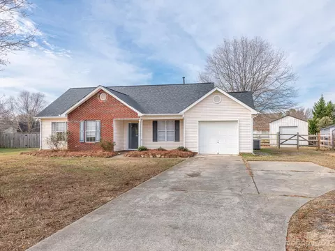 1007 Ridgefield Cir, Indian Trail, NC 28079