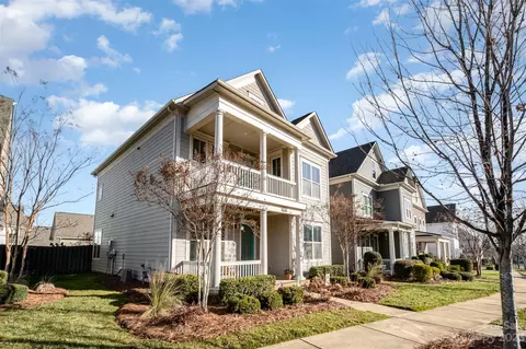 11611 Founders Park Ln, Pineville, NC 28134