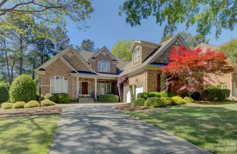 16615 Turtle Point Rd, Charlotte, NC 28278