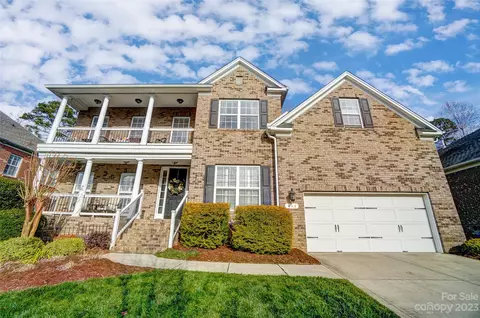 411 Deer Brush Ln, Waxhaw, NC 28173
