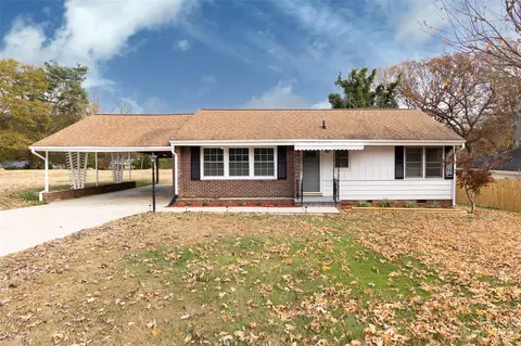 1612 Blackwood St, Gastonia, NC 28052