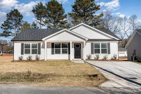 807 E Mills Dr, Landis, NC 28088