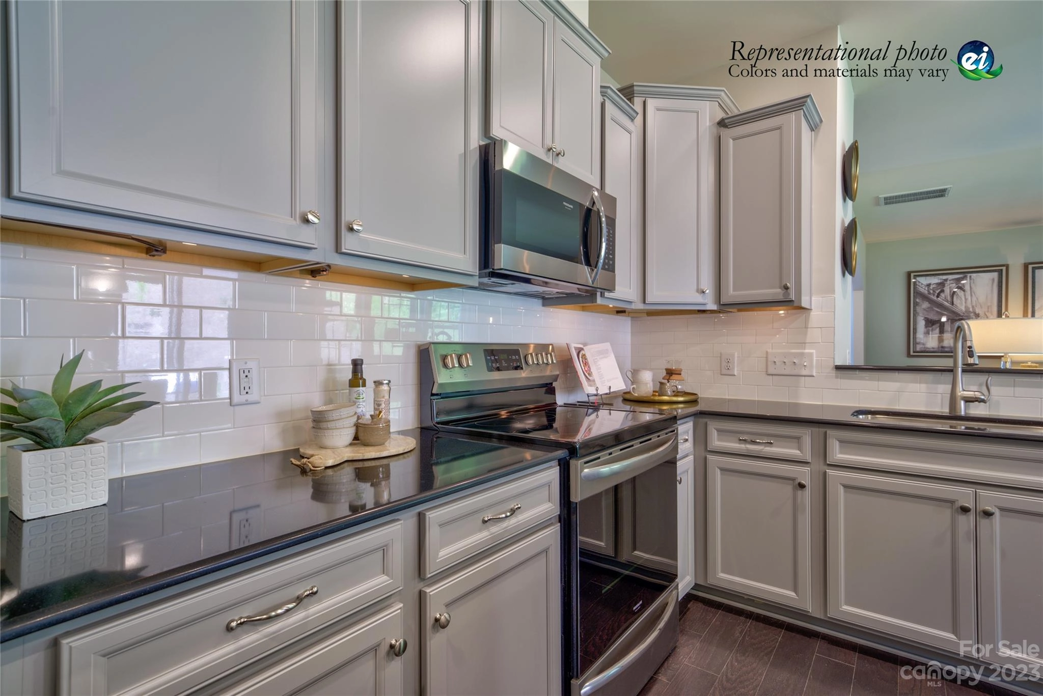 1945 Lowland Shade 176 Ct Unit 176