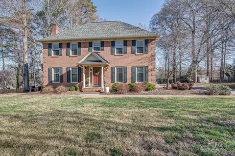 2840 Colony Woods Dr, Gastonia, NC 28054