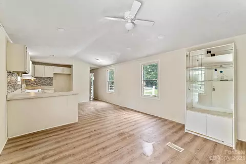 1969 Cooper Ext, Morganton, NC 28655 photo 9