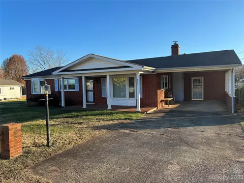 200 Gerald Rd, Morganton, NC 28655 photo 2