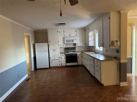 200 Gerald Rd, Morganton, NC 28655 photo 16