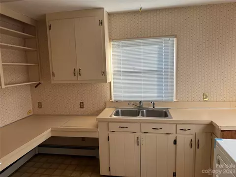 200 Gerald Rd, Morganton, NC 28655 photo 33