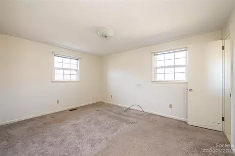 1603 5th Ne St NE, Conover, NC 28613 photo 17