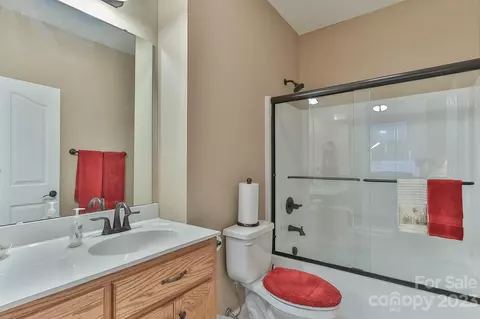 4186 Pickering Dr, Hickory, NC 28602 photo 38