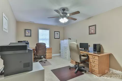 4186 Pickering Dr, Hickory, NC 28602 photo 36