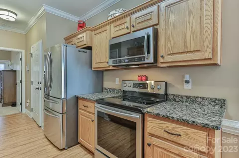 4186 Pickering Dr, Hickory, NC 28602 photo 22