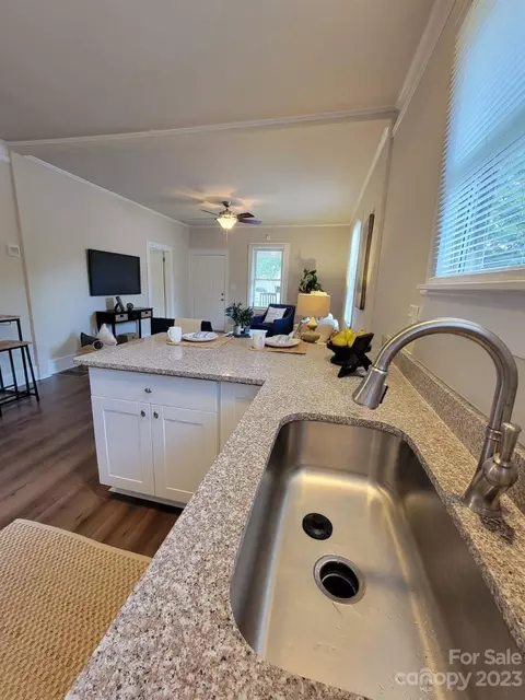 518 C St, Kannapolis, NC 28083 photo 4