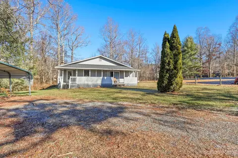 2105 S Mills Gap Rd, Hendersonville, NC 28792