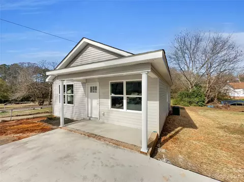 602 Sowell St, Lancaster, SC 29720 photo 3