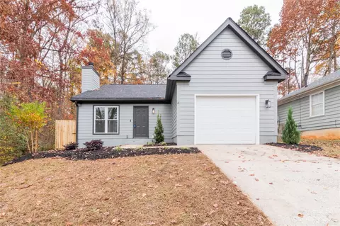 9222 Goldenrod Ln, Charlotte, NC 28227