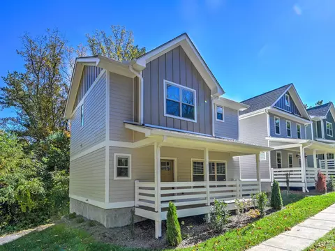 129 Aurora 1 Dr #1, Asheville, NC 28805