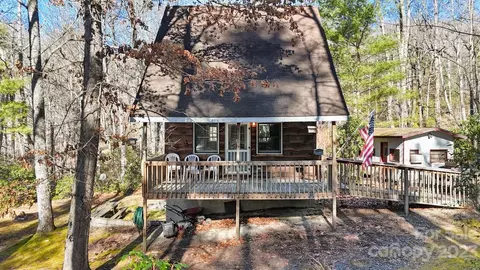 680 Trojan Horse Cir, Fleetwood, NC 28626