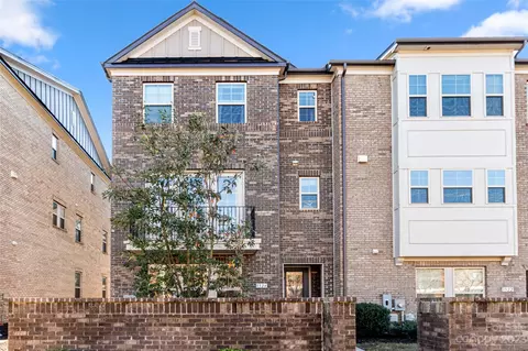 1324 E Woodlawn Rd, Charlotte, NC 28209