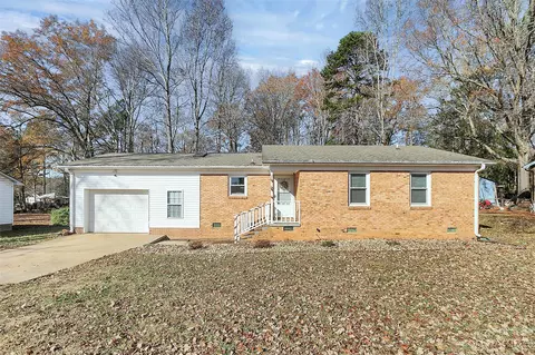 291 Lincoln 4 Rd #4, York, SC 29745