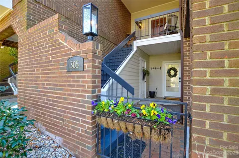 305 Clarkson S St S, Charlotte, NC 28202
