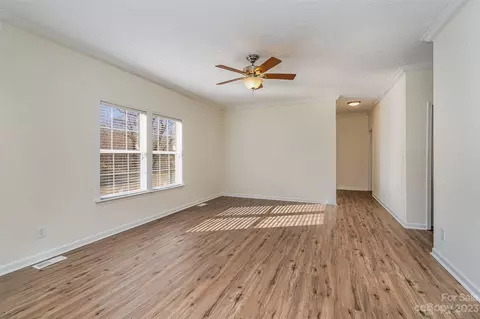 905 13th St, Conover, NC 28613 photo 14