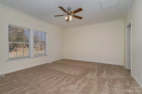 905 13th St, Conover, NC 28613 photo 18