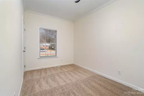 905 13th St, Conover, NC 28613 photo 21