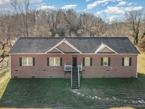 905 13th St, Conover, NC 28613 photo 5