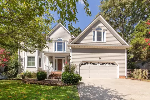 9121 Crofton Springs Dr, Charlotte, NC 28269