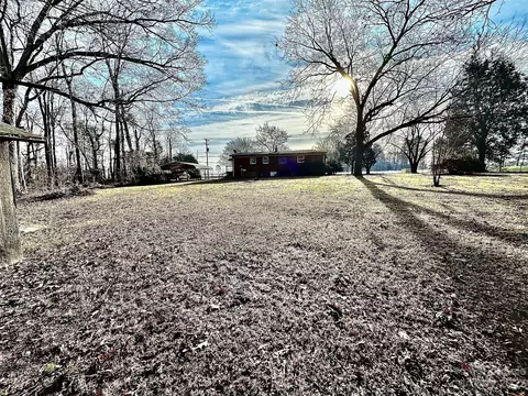 6247 Mt Holly Huntersville Rd, Charlotte, NC 28216
