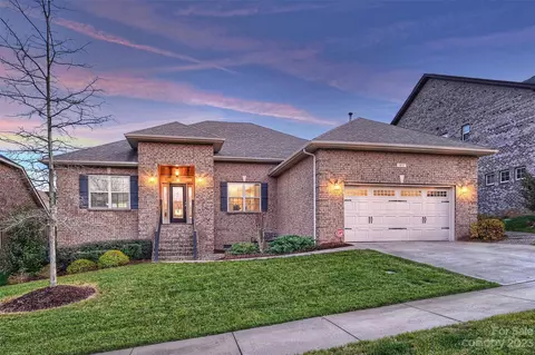410 Red Door Dr, Rock Hill, SC 29732