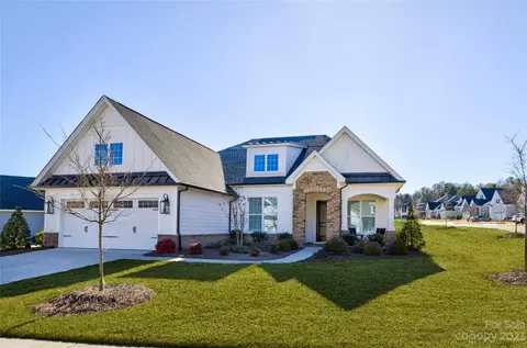 82225 Standing Oak Dr, Charlotte, NC 28278