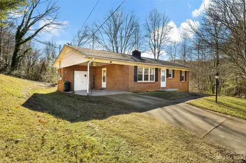 811 Veterans Dr, Marion, NC 28752