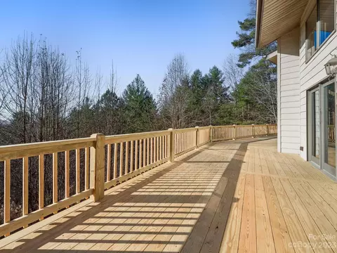 135 Brancer Dr, Mars Hill, NC 28754 photo 4